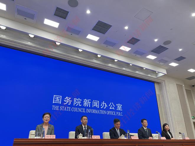 0家大型农产品批发市场粮油肉蛋菜等库存比2024年底不同幅度增加凯发K8国际娱乐节前全国生活必需品市场供应充足、价格总体平稳20(图1)