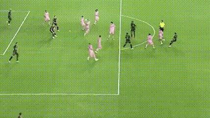 球救主！迈阿密国际晋级美冠杯4强0-2到3-2绝杀！梅西双响造3(图3)